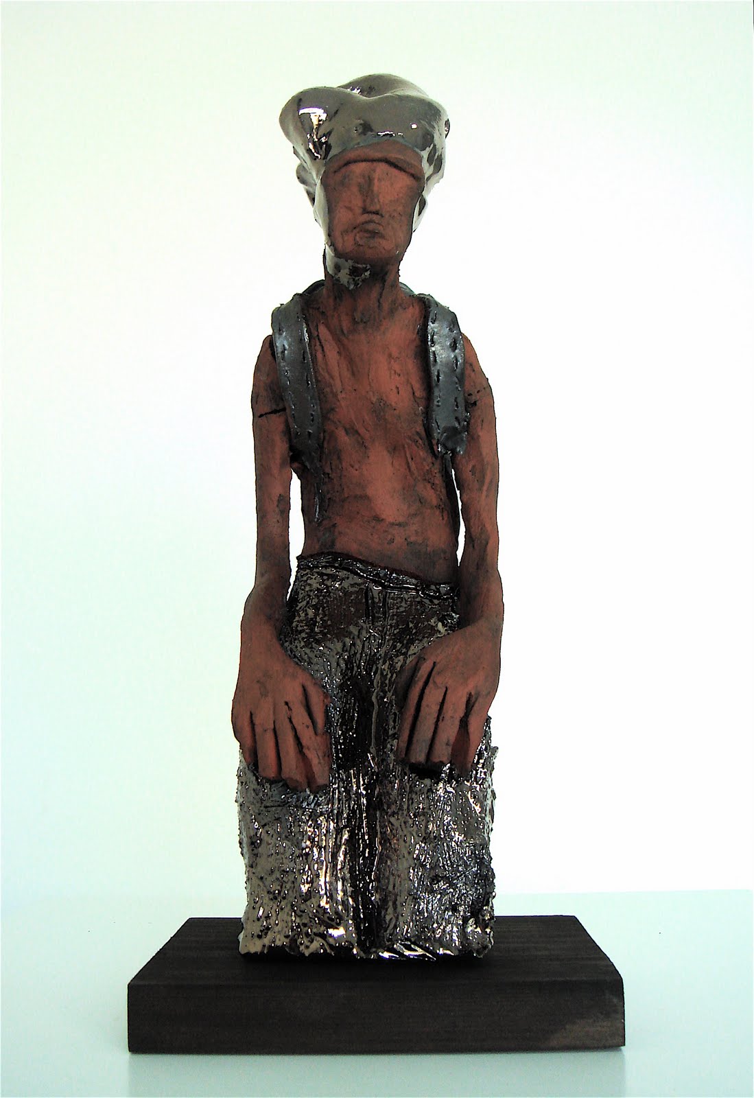WOUTER HARVEY Harvey Bouterse ceramic sculpture "Traveller"