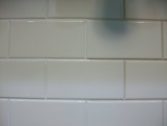 [painted+grout+and+non+painted+grout.jpg]