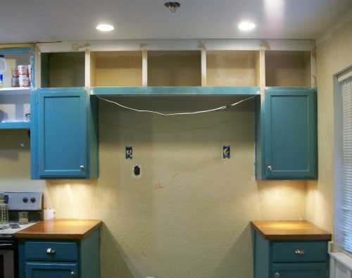 [eating+area+during+construction.jpg]