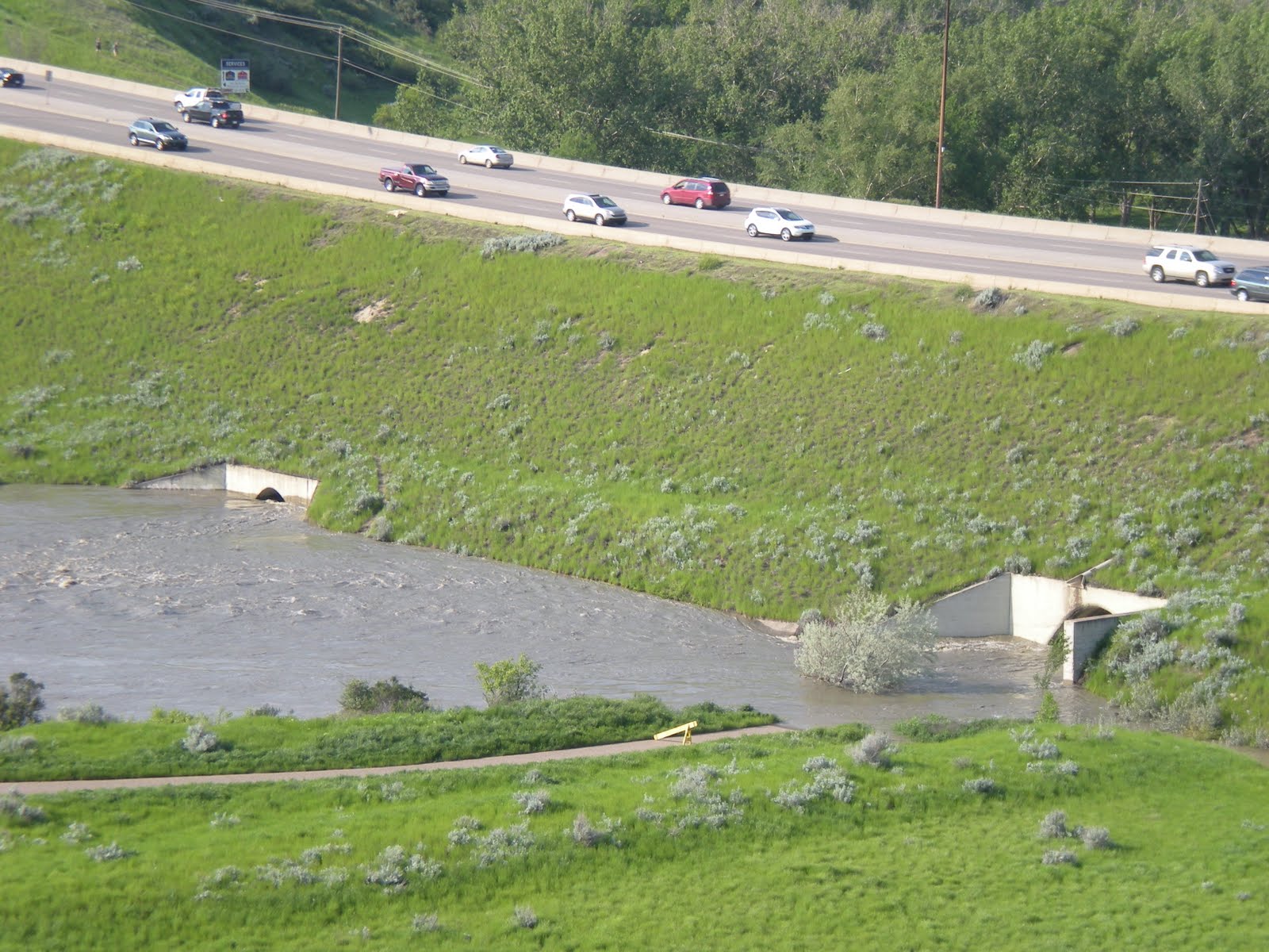 Adventures of a Saskatchewan Girl Medicine Hat Floods of 2010