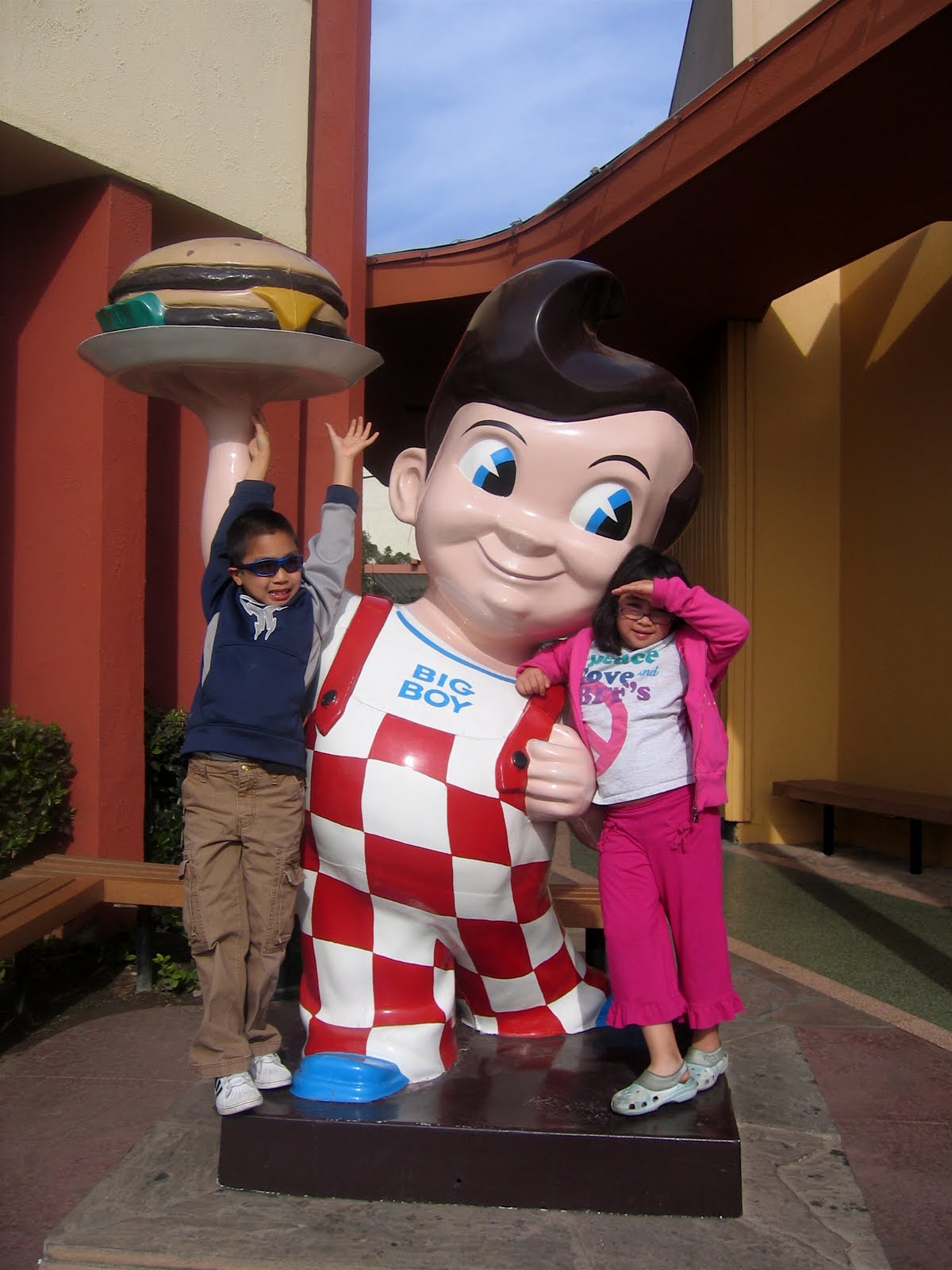 Out of the Kitchen Food Adventures Bob's Big Boy Burbank, CA