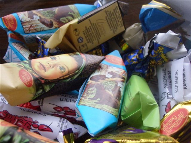 With black tea to Sotchi: Russische Süßigkeiten \/ Russian sweets