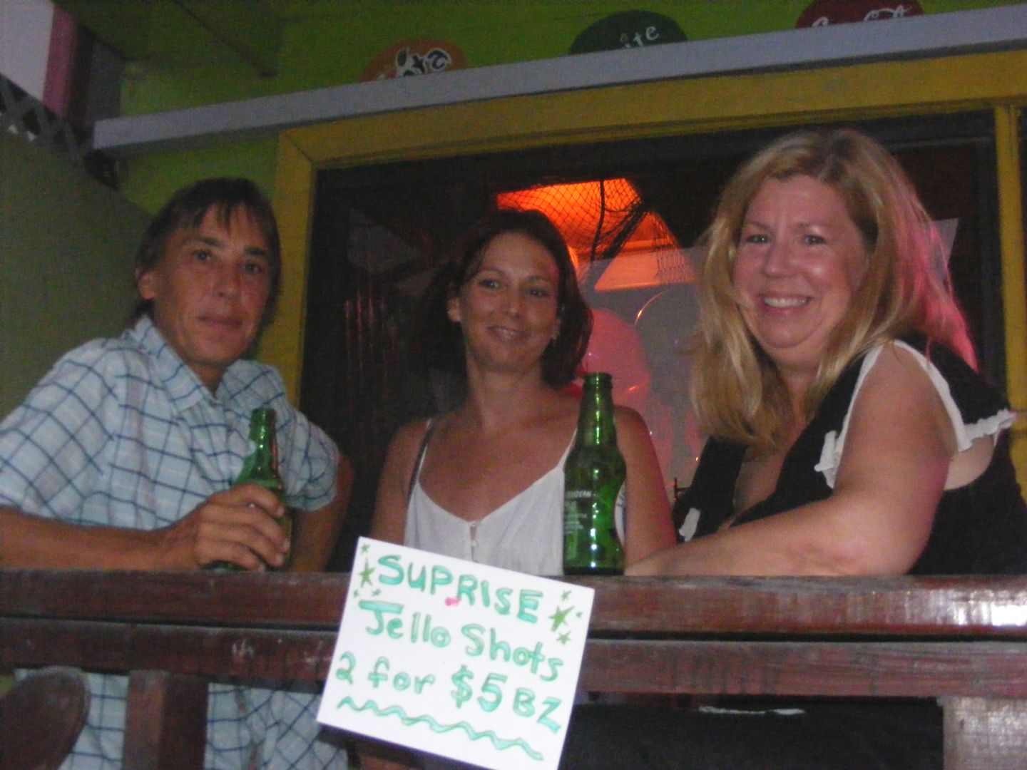 [Picture+012-sm.jpg]