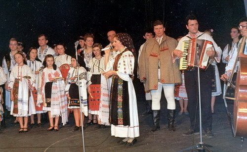 1 Decembrie 1991 Teatrul Național Cluj-Napoca