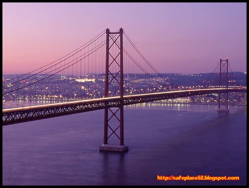 [Lisboa_ponte25deabril.jpg]
