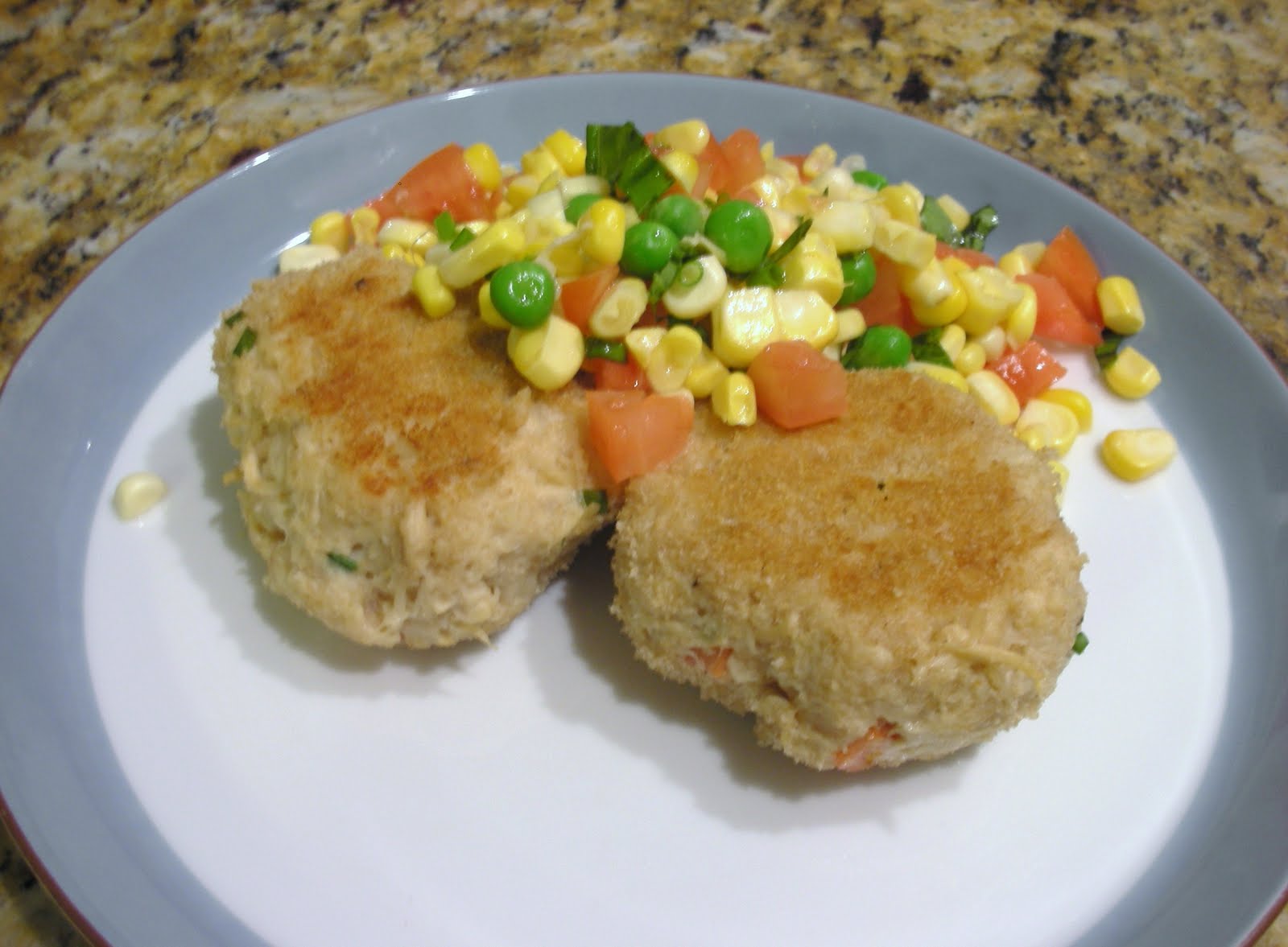Everyday Vegan: Pearl Oyster Bar 'Crab' Cakes with Sweet Corn Ragout