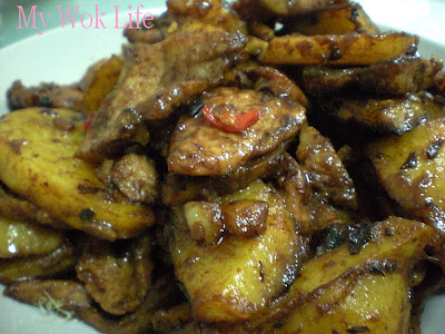My Wok Life Cooking Blog Slow-Fried Pork Meat With Potatoes