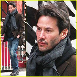 [keanu-reeves-soho-stroll.jpg]