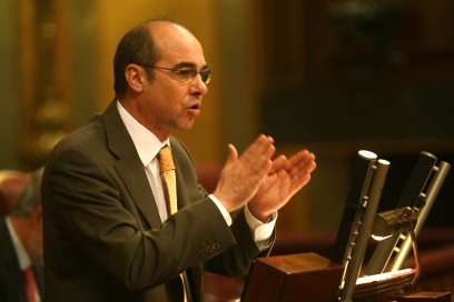 [3O8J5194WEB.jpg]