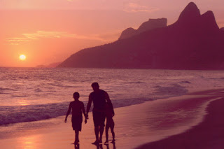 Sunset on Ipanema Beach near Arpoador Rock Rio de Janeiro, Brazil. copyright Jerome  Shaw 2005 /  www.JeromeShaw.com 