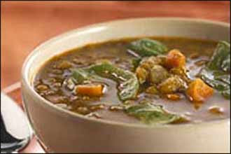 طريقة عمل شوربة الحمص والسبانغ