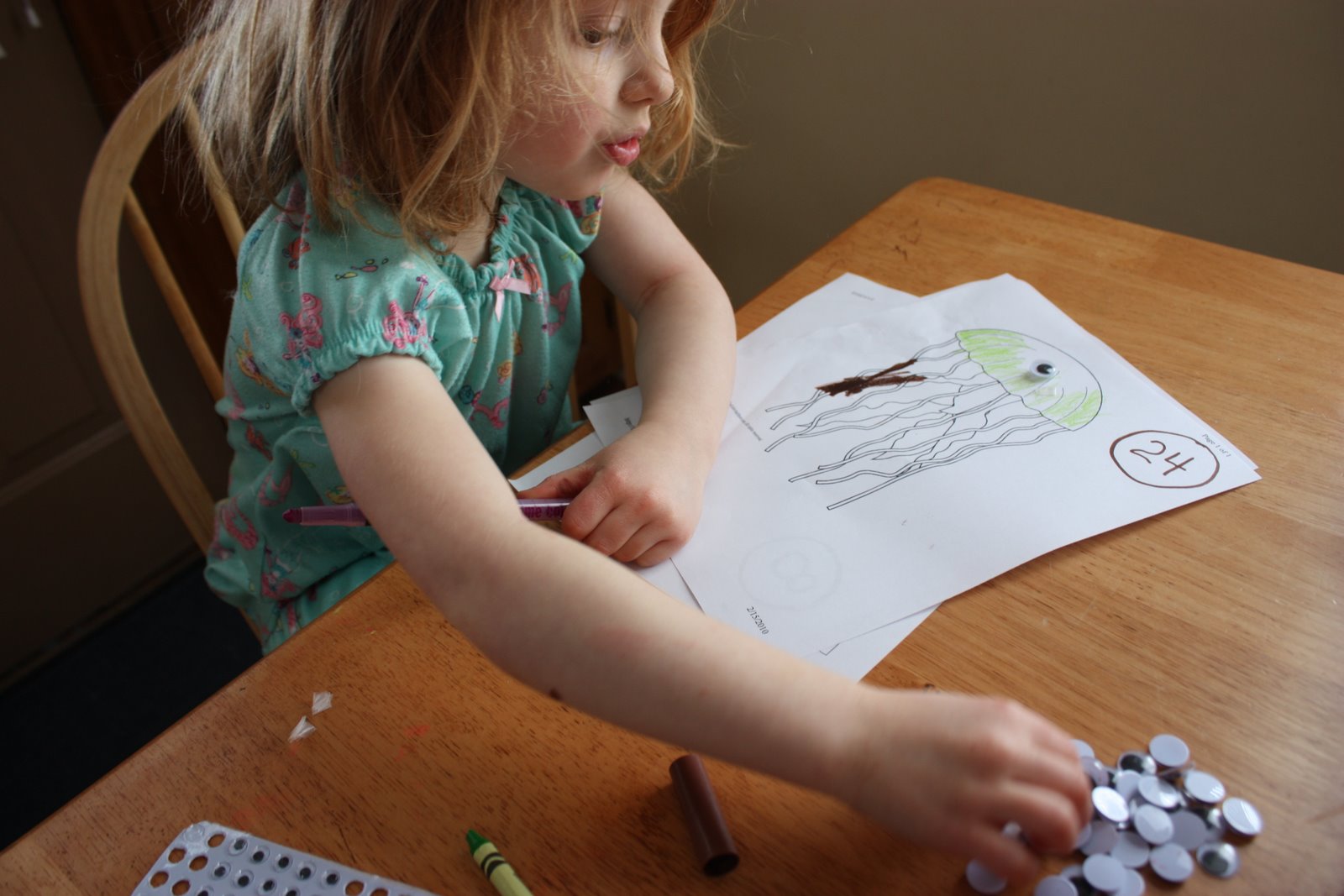 Fun Crafts for Preschoolers: How many eyes?...