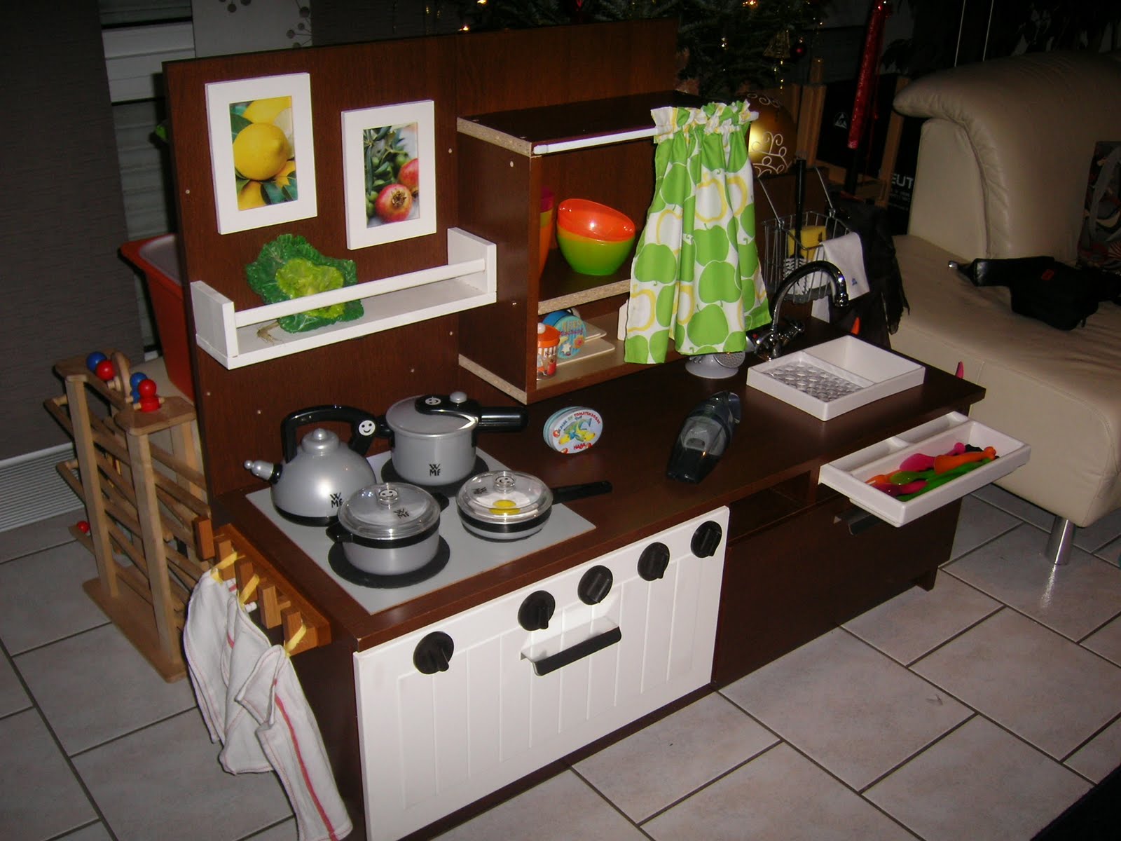 [100_3343-782666.JPG]