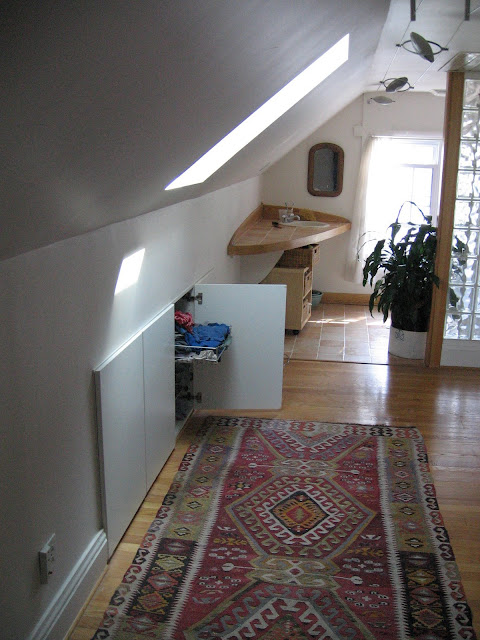 attic bedroom