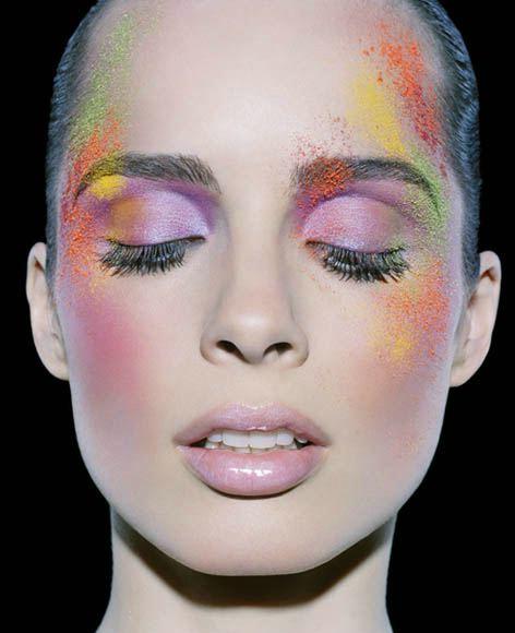 [leb-i+derya+makyaj+(2).jpg]