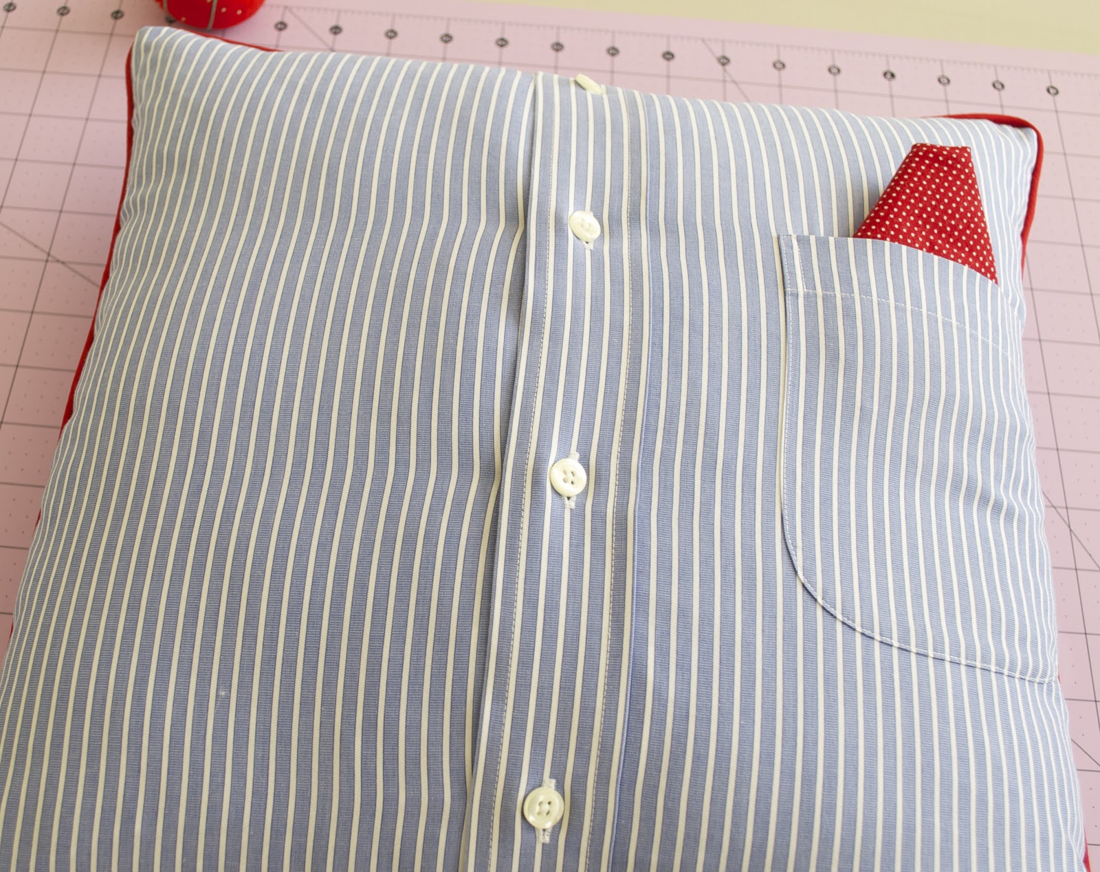THE SMALLEST SPARROW Free Tutorial Dad's Shirt Pillow