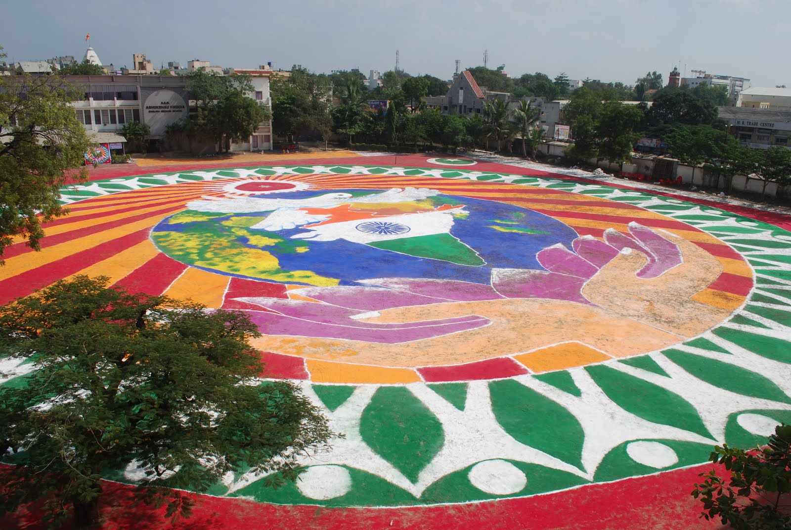 MEDITATION ONLINE: WORLD'S BIGGEST RANGOLI.
