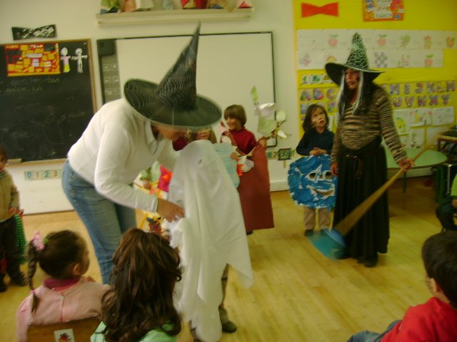 [halooween+08+110.jpg]