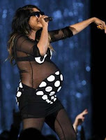 A very pregnant M.I.A. at the Grammy's