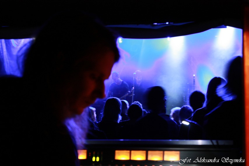 [2009-08-08_00075.jpg]