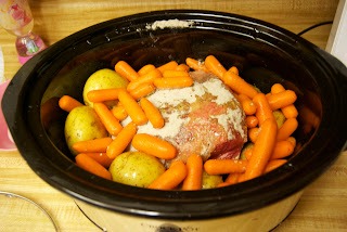 My Ugly Oklahoma Kitchen: 3 Packet Pot Roast