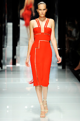 I would Kill for Fashion: Versace Spring 2011