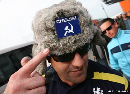 [_44671222_chelsfans.jpg]