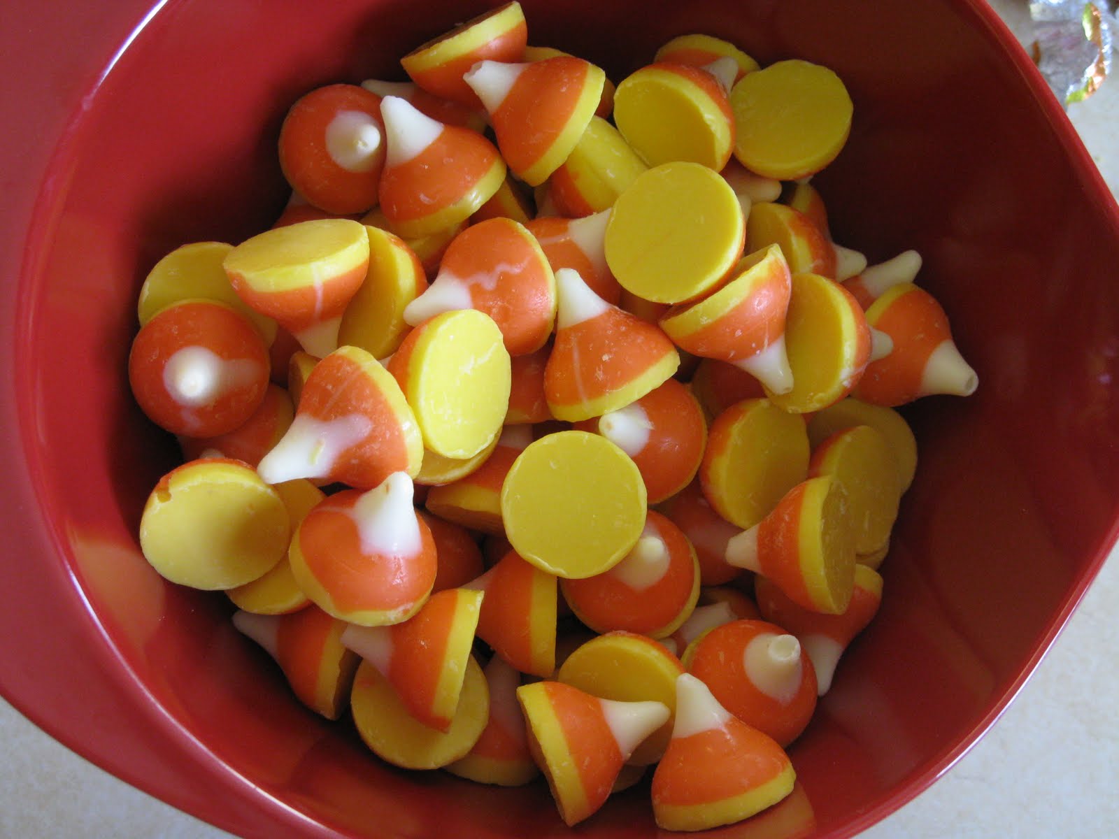 Rebecca's Sweet Escapes Candy Corn Kiss Cookies!!