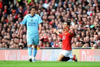 elano_ronaldo.jpg