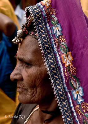 Posted by Ripple (VJ) : Padharo Mhare Desh : Rajasthan, INDIA : Showcasing the original Rajasthani Ghaghra... 