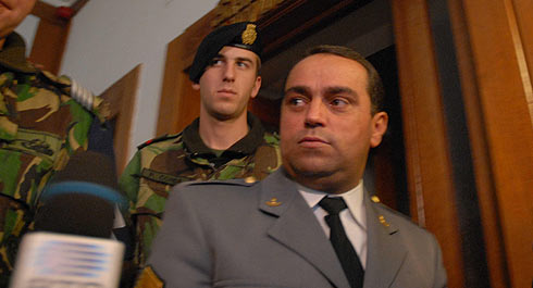 [Sargento_Luis+_Gomes.jpg]