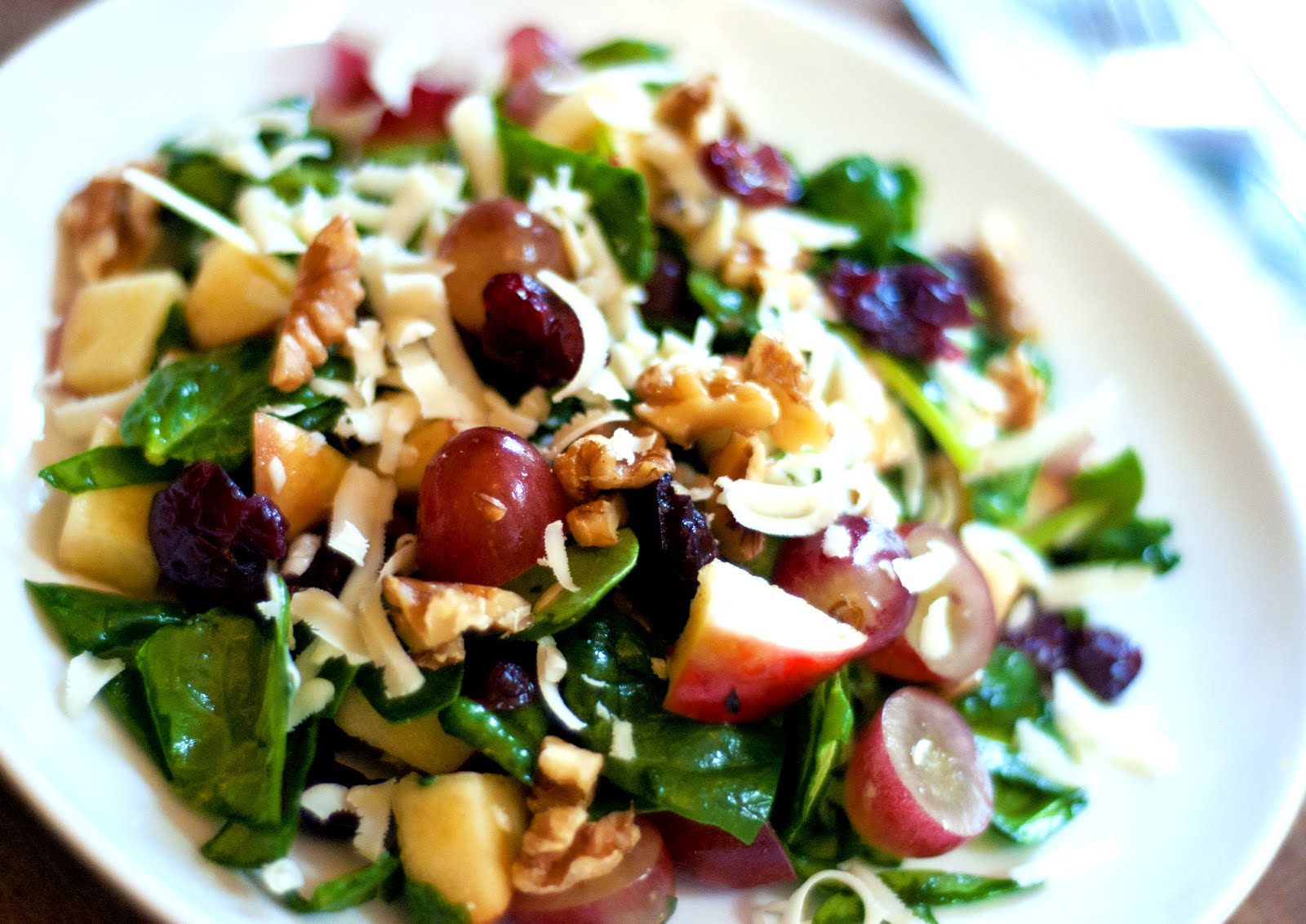 Spinach Salad with Cranberry Citrus Dressing | eaternal bliss