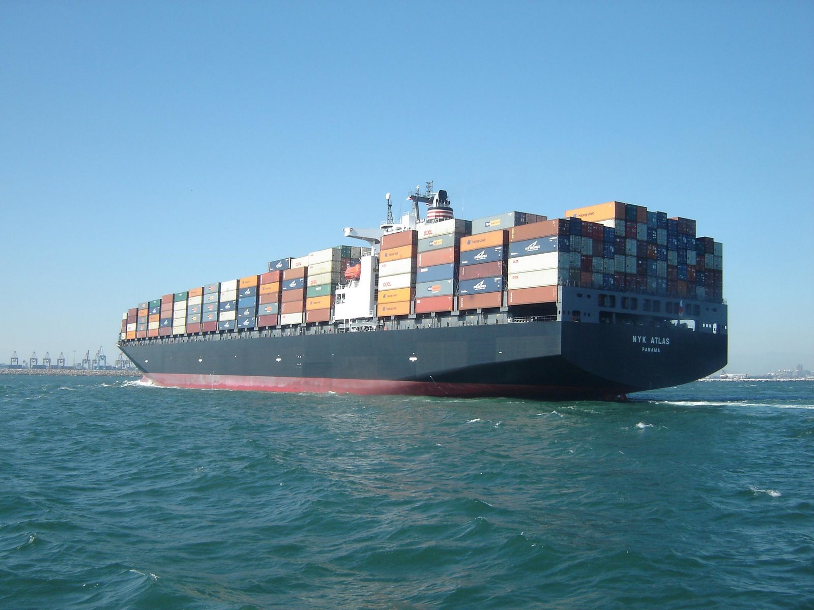 [CONTAINER+SHIP2.JPG]