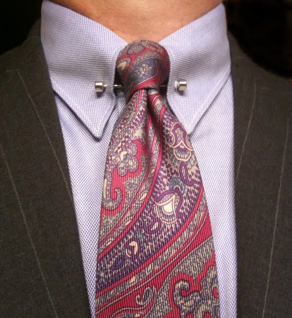 A Southern Gentleman: In Support of Pinned Collars