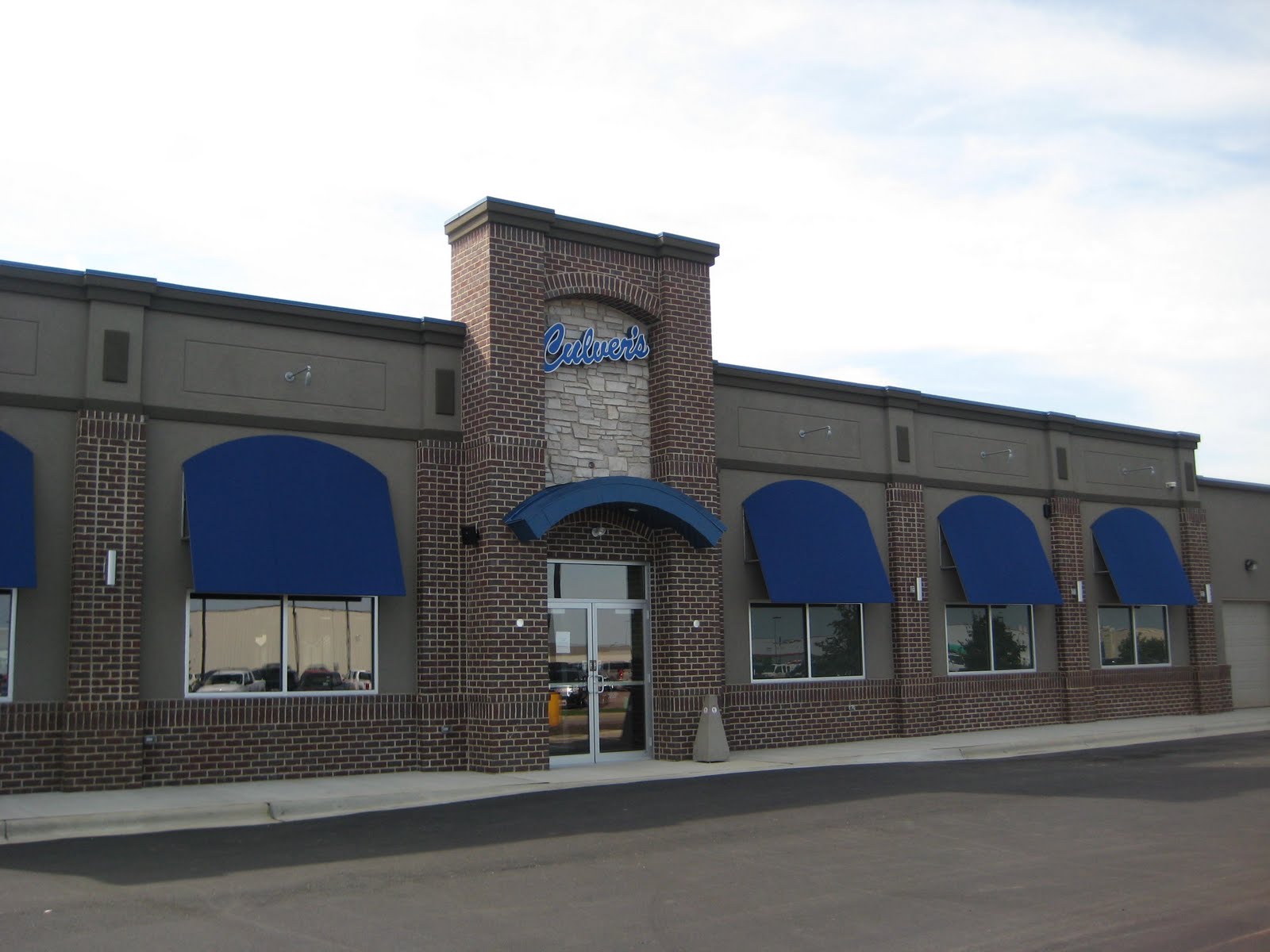 [Culvers+in+Brookings+001.JPG]