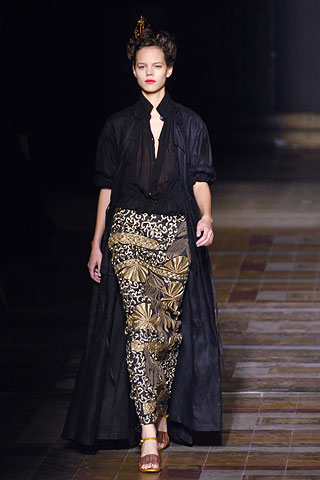 [Dries+Van+Noten+SS06+2.jpg]