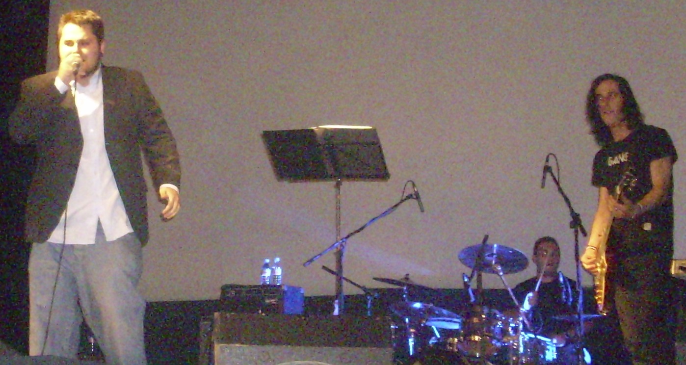 [BudaSoli+MAR+2010+097.jpg]