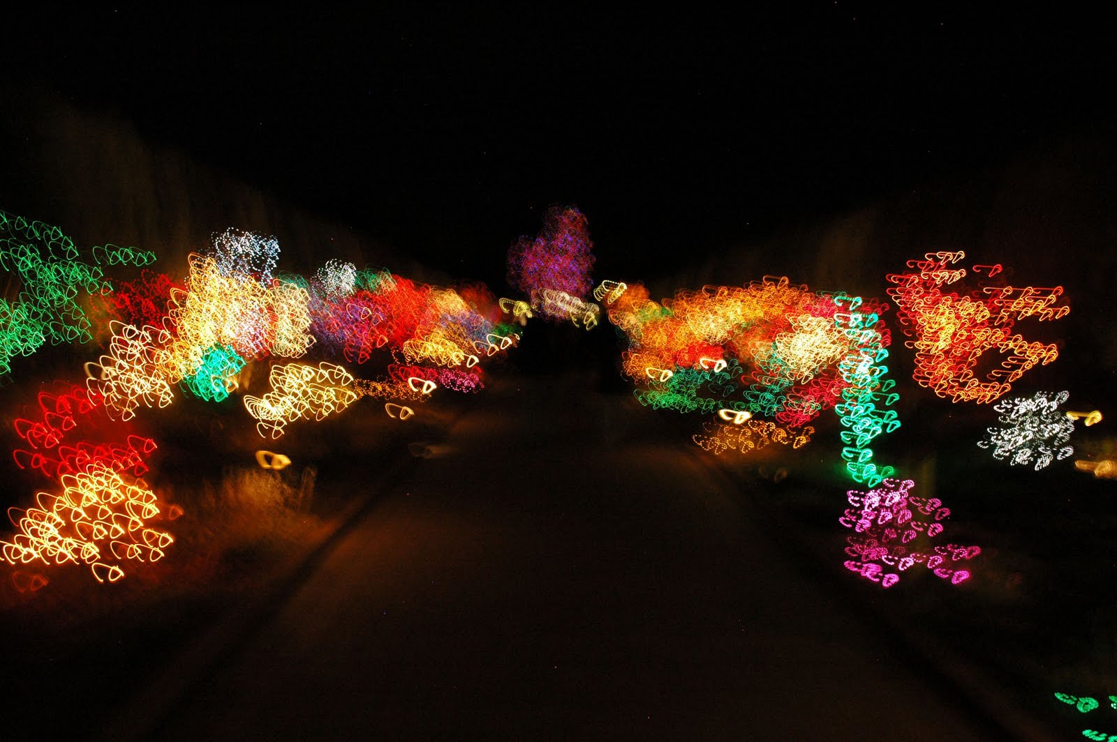 Bars restaurants rooftops choosing nassau brabbu beetlejuice rendezvous lastminute dizzyhome tophaarmodelle gastronomy Beth's Super Awesome Blog: Christmas Decorating & Holiday Lights