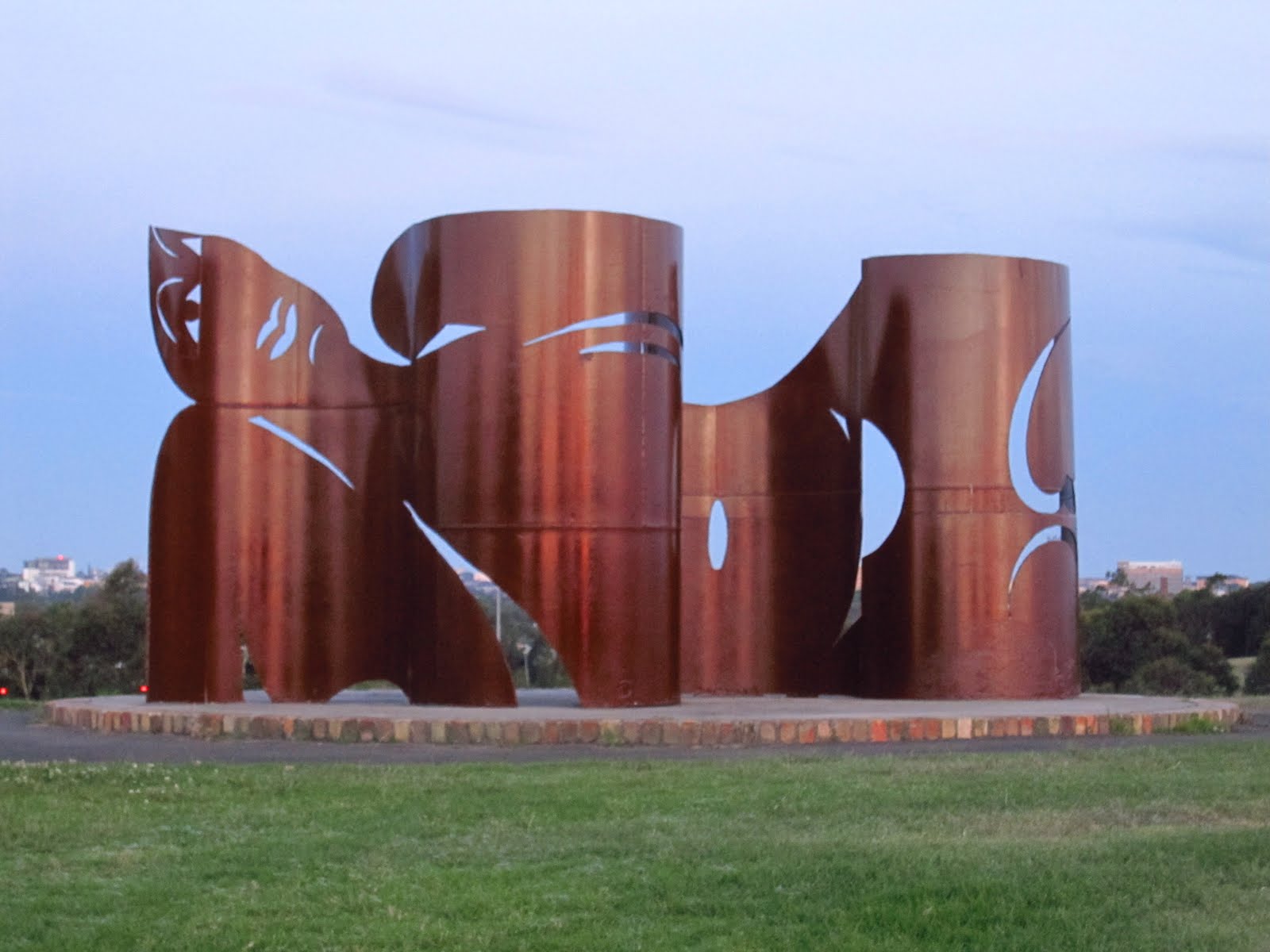 Sydney City and Suburbs Alexandria, Sydney Park, sculpture