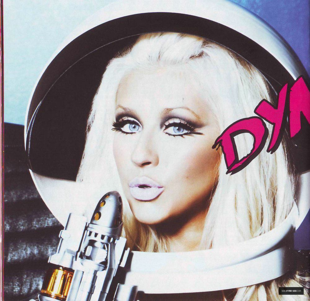 Кристина агилера keeps getting better. Keeps getting better. Кристина агилера keeps getting better. Кристина агилера фото из клипа tell me. Keep getting better christina aguilera.