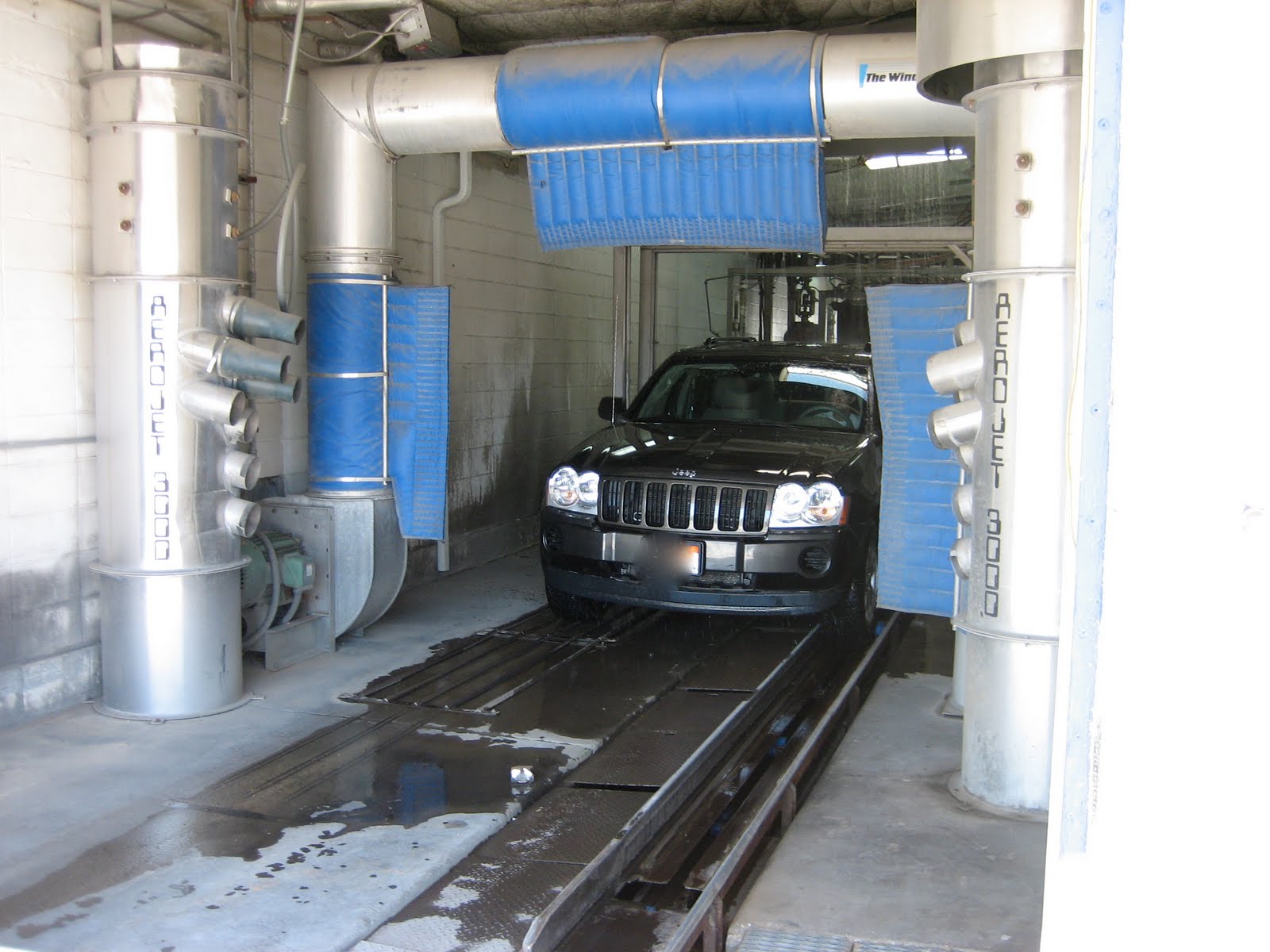 12th Avenue Full Service Car Wash