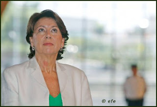 Magdalena Álvarez, Ministra de Fomento... todavía.