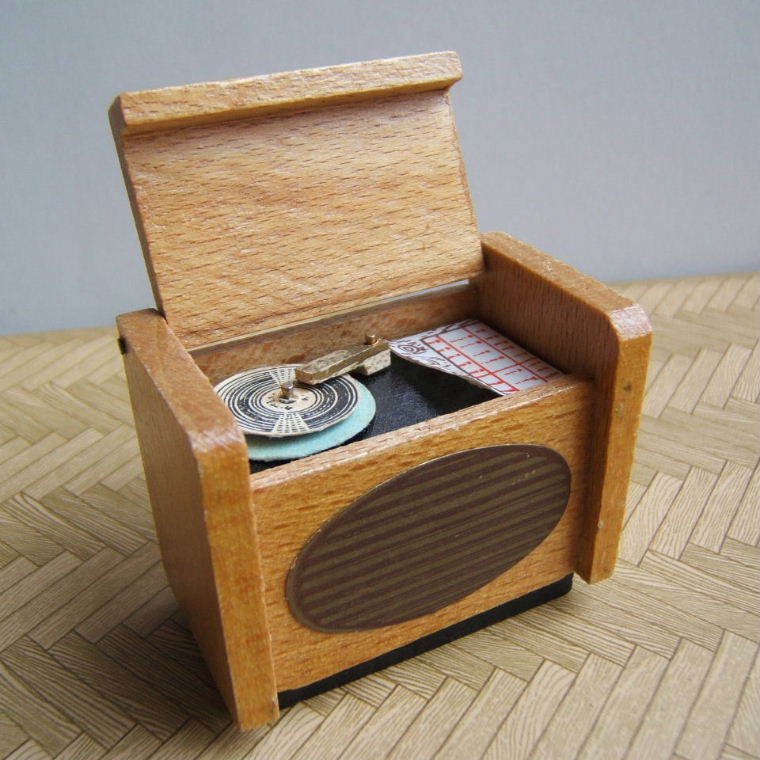 It's a small world: Dol-toi Radiograms in Standard Natural finish 1960s