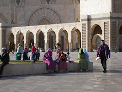 Due chiacchiere davanti alla moschea