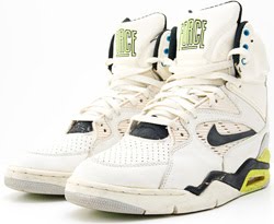 old school nike basketball shoes
