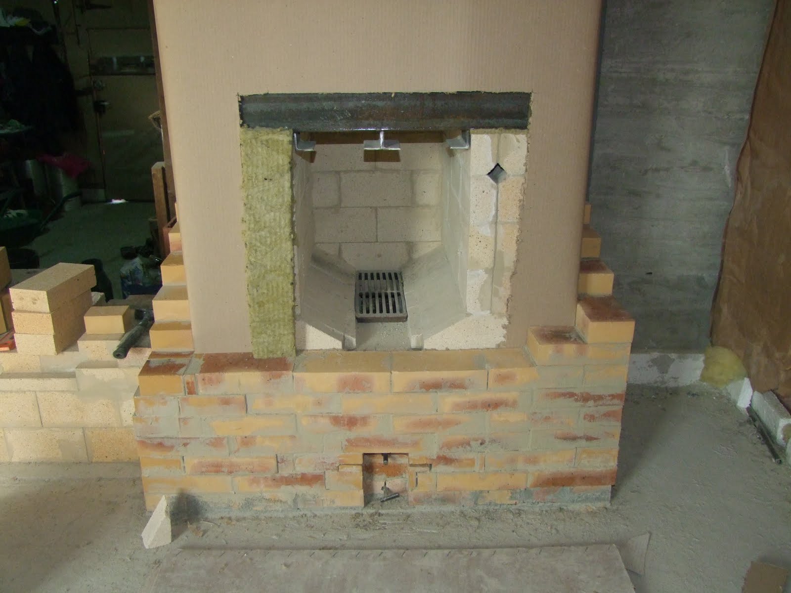 Auto construction d'un Poêle de masse en Ardèche( France)Auto build a