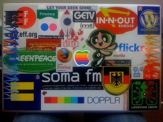 [Teens_Laptops_50_pics__51.jpg]