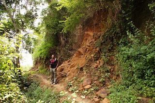An Indian Nomad: Kumbakarai - Vellagavi - Vattakanal - Kodaikanal Trek
