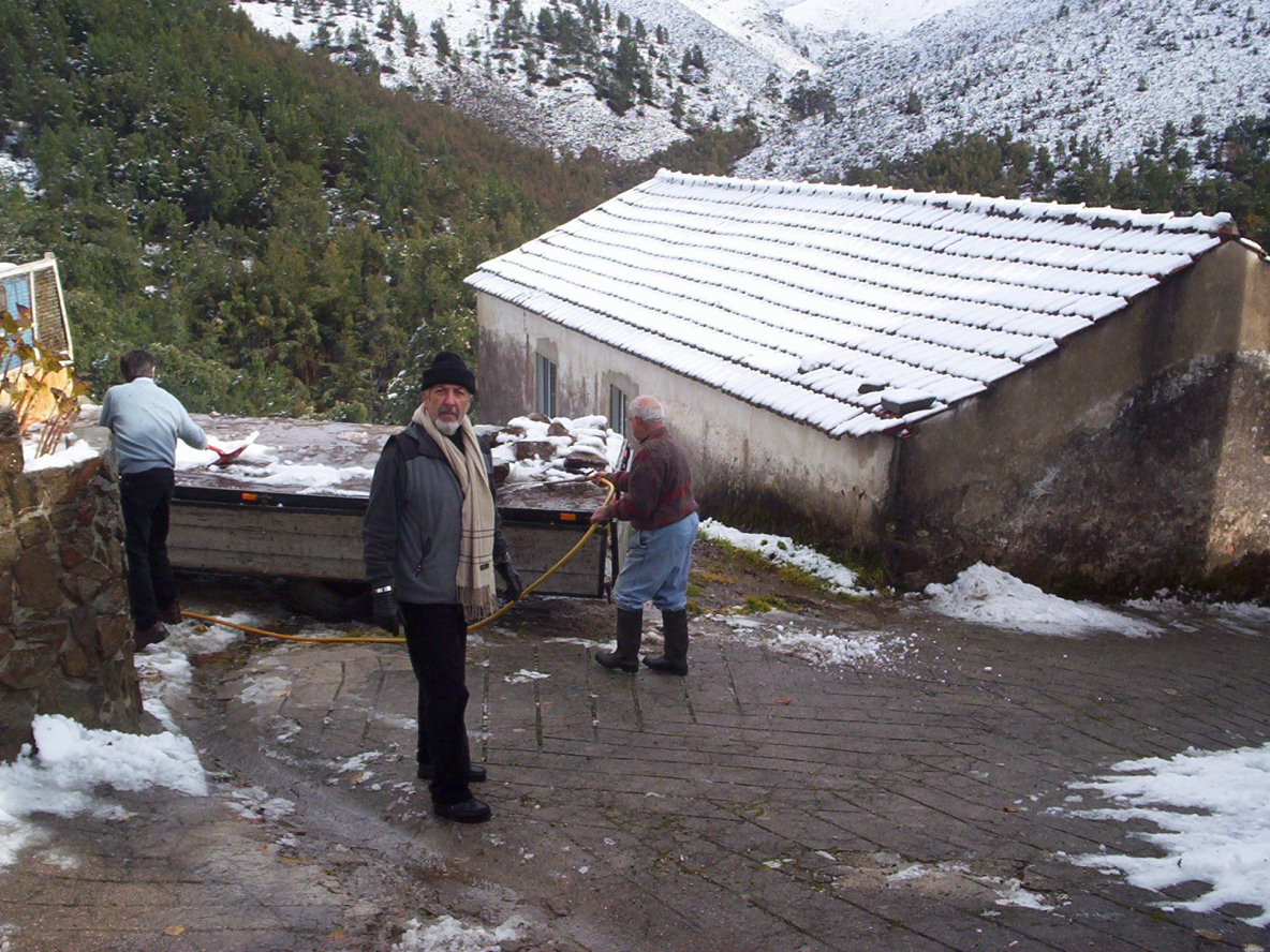 [Singral+1-12-2008-0.jpg]