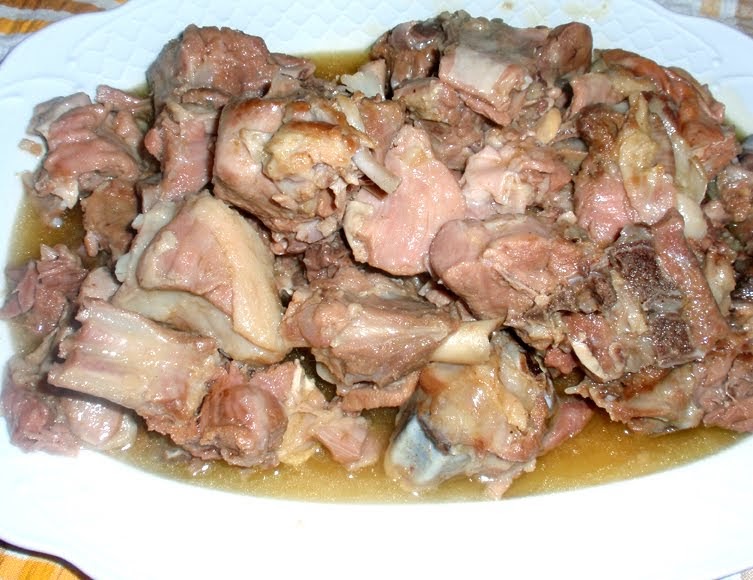 Isabelma cocinilla: CABRITO GUISADO AL ESTILO SERRANO